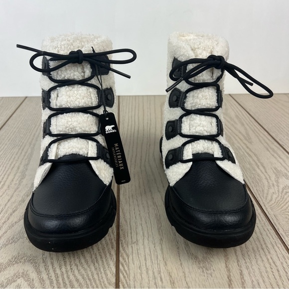 Sorel Explorer II Joan Cozy Leather Faux Shearling Boots 6.5 Black/Sea Salt $165 - Picture 2 of 10